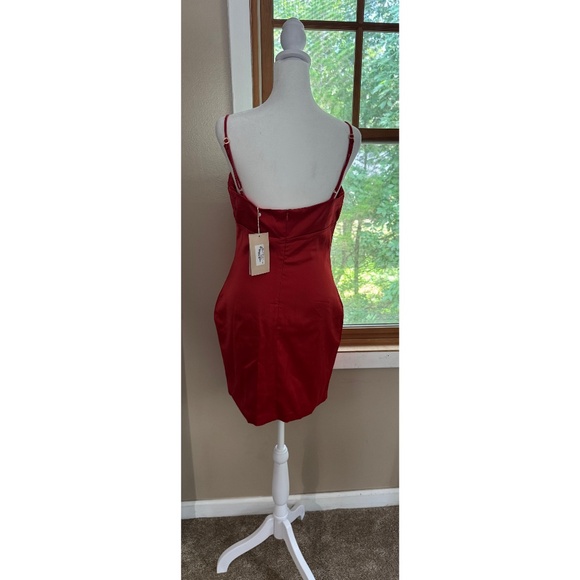 New Meshki mini ruched bust red dress size large - Picture 2 of 5